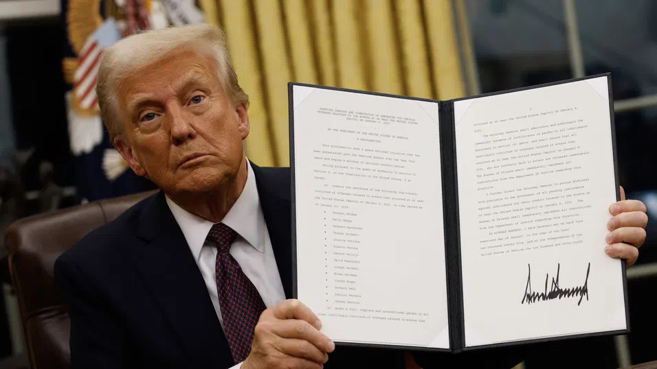 Трансформация на популизма: От пряката демокрация до директната икономика на Тръмп