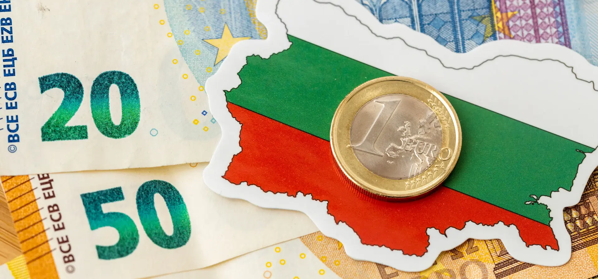 БВП на България расте с 3,1% на годишна база, докато еврозоната отчита спад