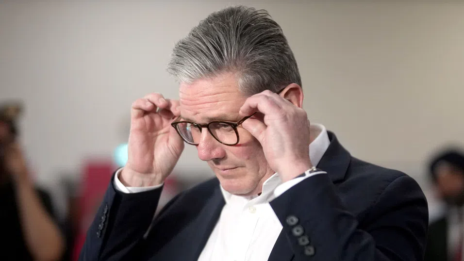 Мрачен прагматик, бягащ от политическия блясък: Кой е новият министър-председател на Великобритания