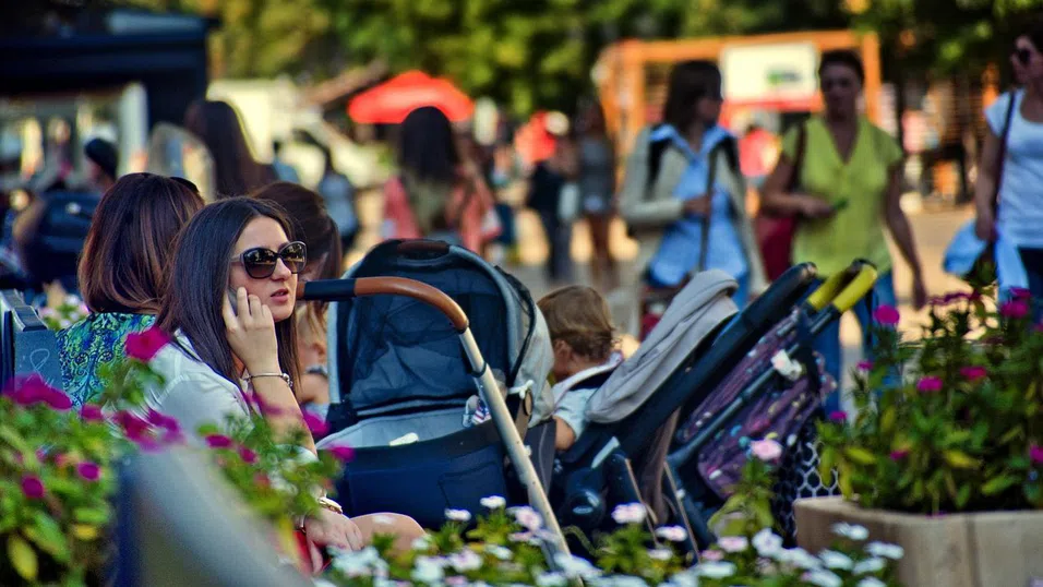 България е с най-нисък дял на млади хора в ЕС