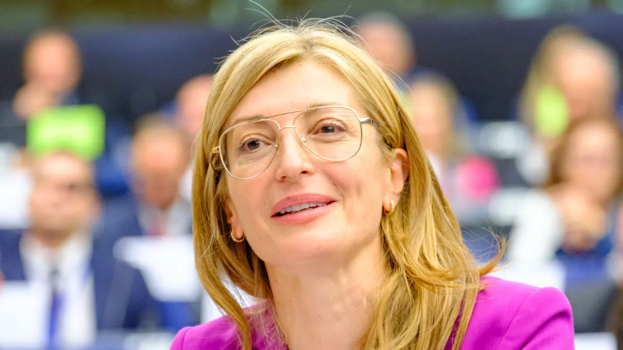 Българският еврокомисар Екатерина Захариева: Ще има повече пари за иновации