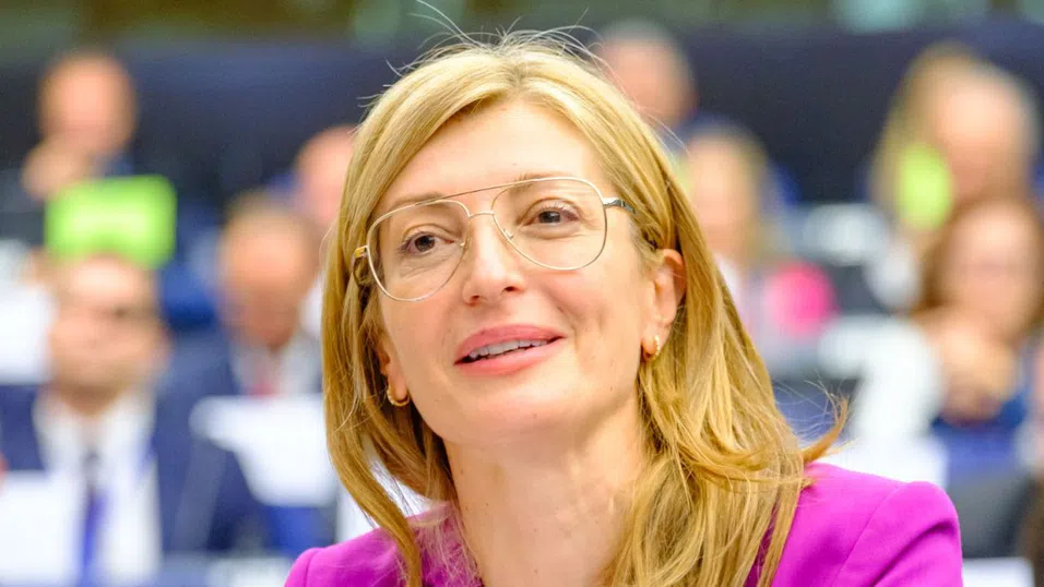 Българският еврокомисар Екатерина Захариева: Ще има повече пари за иновации