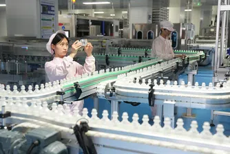 Китайската фармацевтична индустрия - бърза, евтина и устремена към световно лидерство