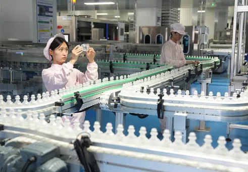 Китайската фармацевтична индустрия - бърза, евтина и устремена към световно лидерство