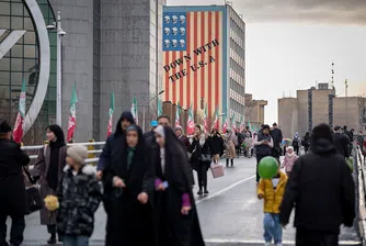 Преговорите между САЩ и Иран ще започнат на фона на продължаващите опасения от директен конфликт