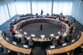 Нов член на масата: Как приемането на еврото от България пренарежда ЕЦБ