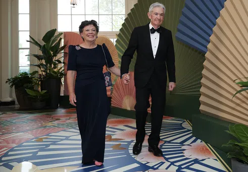 Не можеш да промениш света сам. Кои са партньорите на водещите технологични и финансови лидери