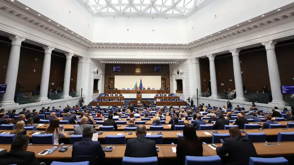 Окончателно: Минималната заплата остава 620 евро, поемаме нов държавен дълг до 10,1 млрд. евро за 2026 г.