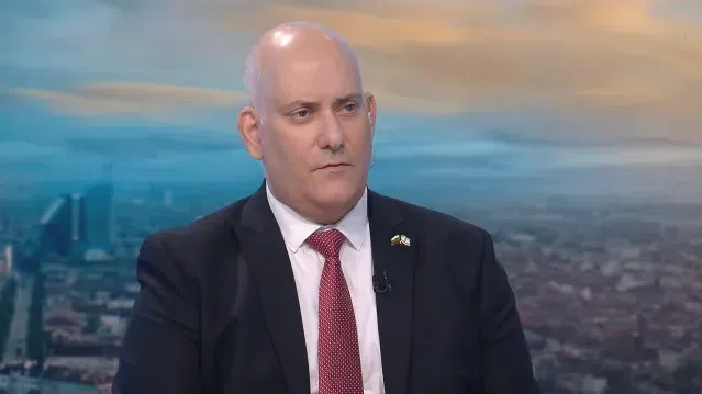 Посланикът на Израел у нас: Иран иска да изстрелва по 10 000 ракети едновременно, няма защита срещу това