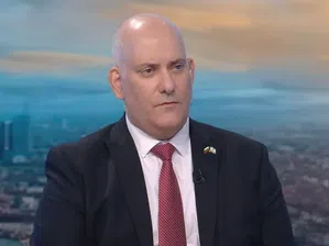 Посланикът на Израел у нас: Иран иска да изстрелва по 10 000 ракети едновременно, няма защита срещу това