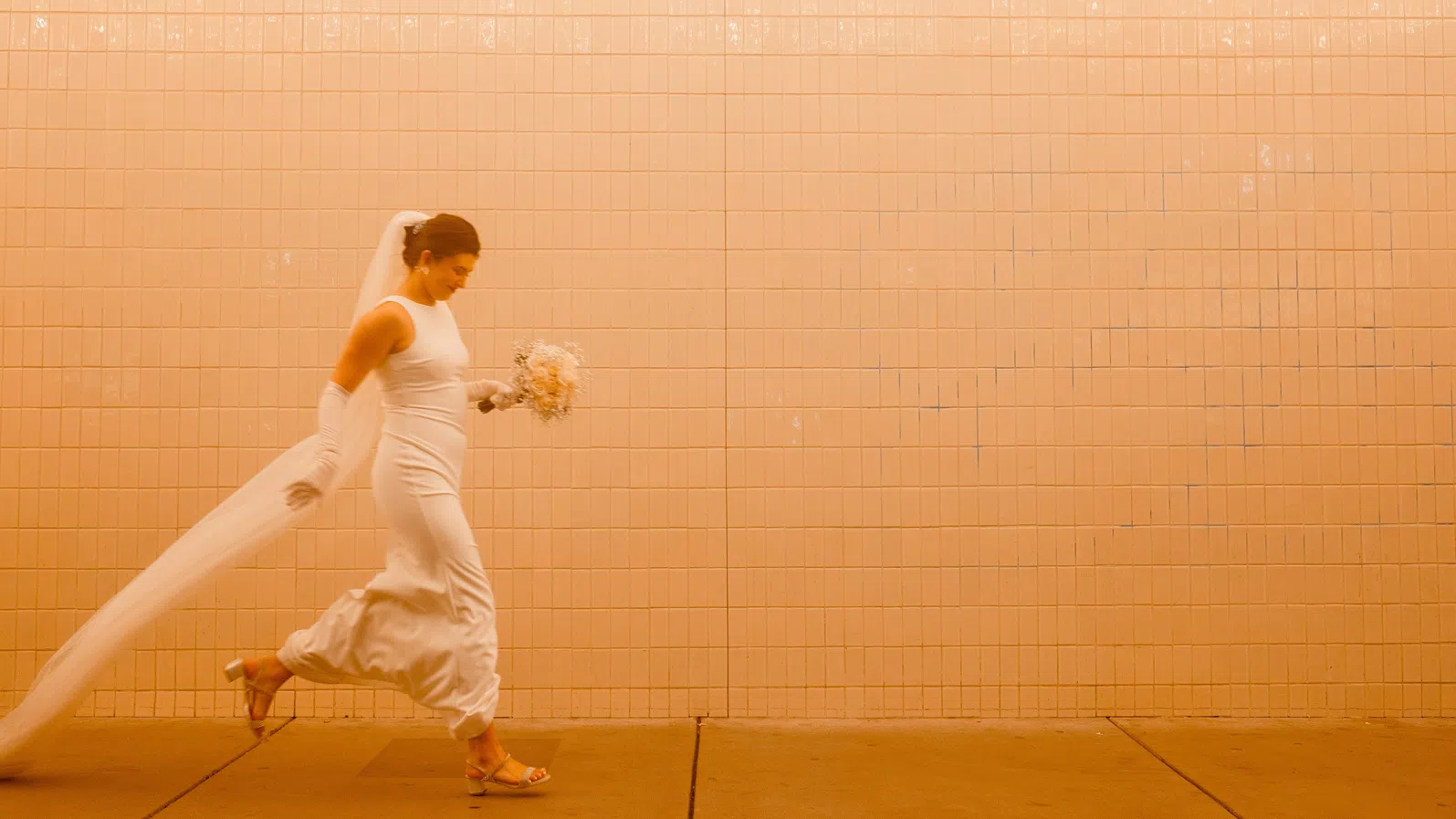 Проваленото „Да“: Защо историите за катастрофални сватби ни привличат?