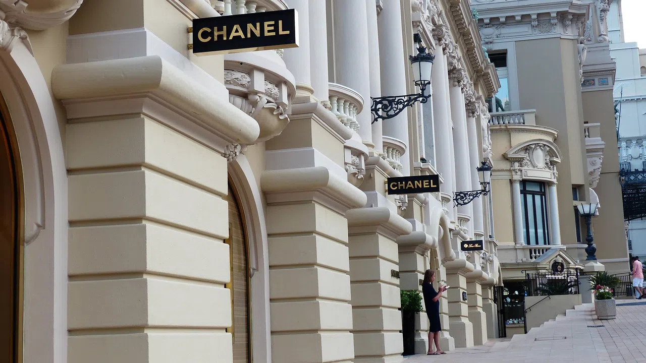 Модно сътресение: Творческият директор на Chanel си тръгва от поста