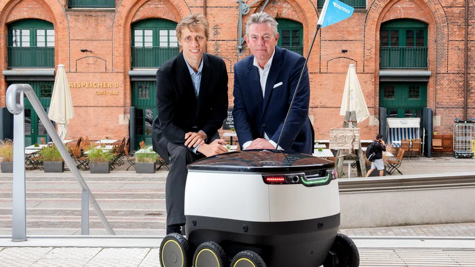 Роботите доставчици са бъдещето, убеден е съоснователят на Skype Ахти Хейнла