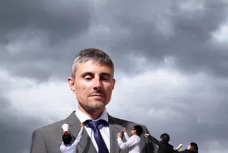 Публичното огласяване на проблемите, колективните искове и петиции, както и негативните коментари в социалните мрежи набират популярност срещу все по-суровите корпоративни политики