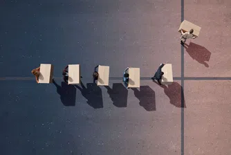 Конкурентите ви крадат най-добрите таланти? 3 лесни стратегии, за да ги задържите