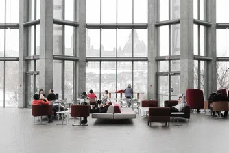 Не стая с бюро, а пространство за споделяне: Офис трансформацията е в ключов момент