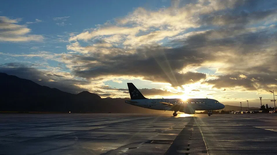 Търсенето в пътуванията спада: Ще се повтори ли авиокошмарът от пандемията