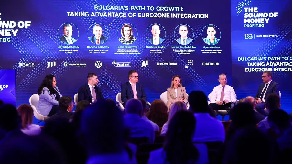 В седмицата на еврото форумът ШУМЪТ НА ПАРИТЕ 2025 зададе тона на възможната трансформация