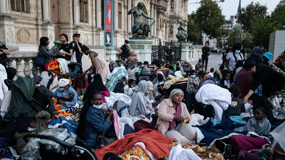Планът Руанда: Външното решение на ЕС за справяне с бежанците