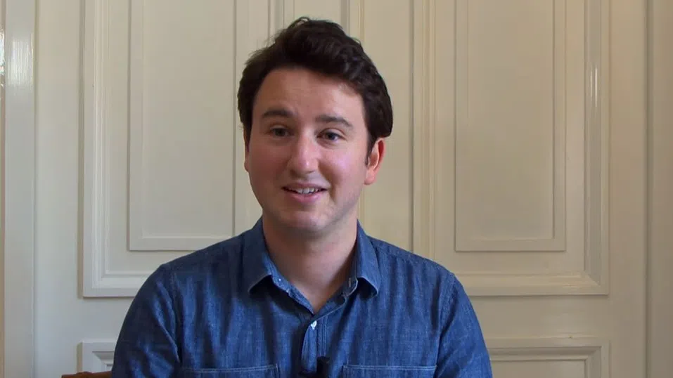 Зукман: Отказът за облагане на богатите блокира Франция и губи време