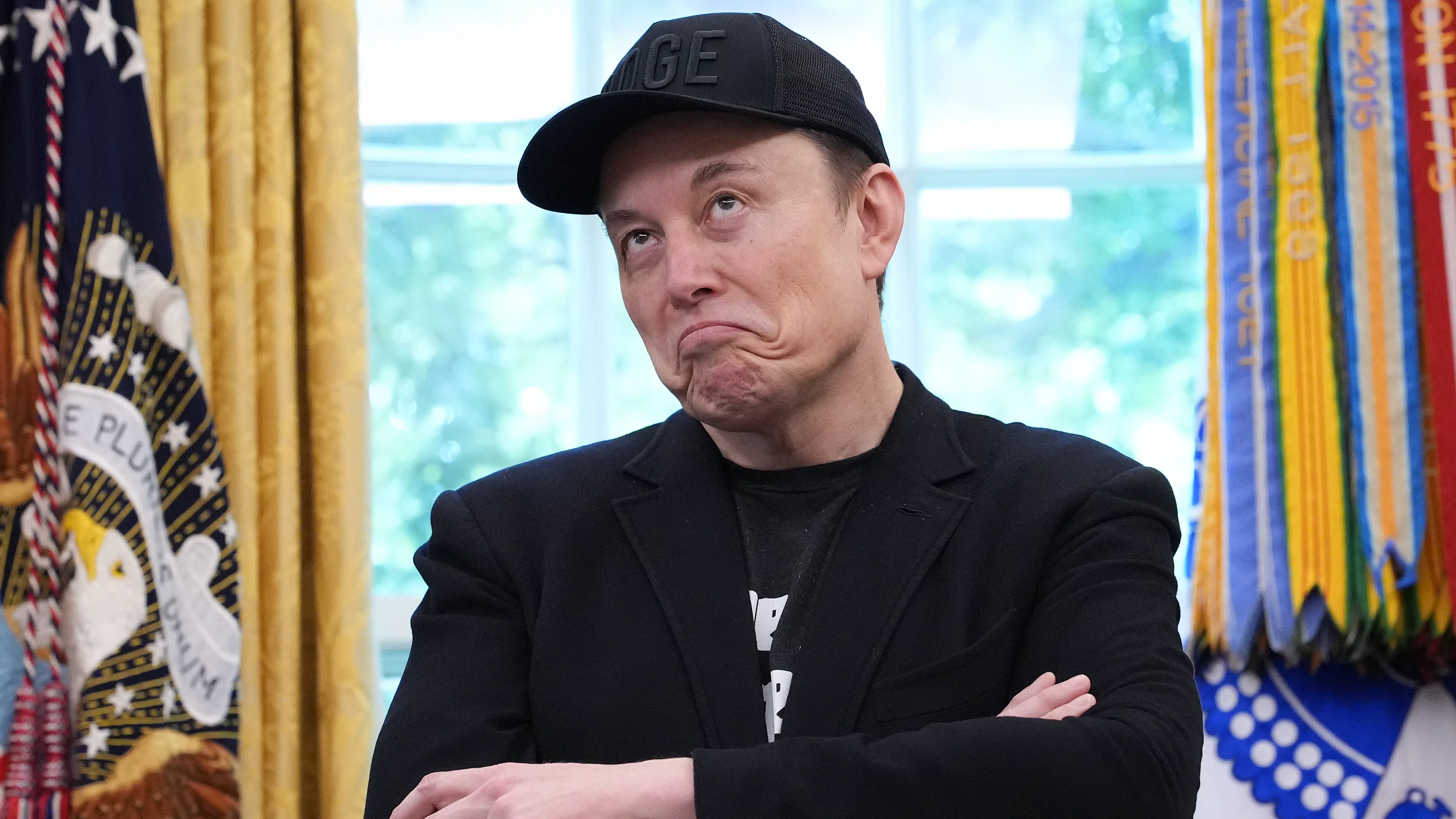 Акционерите на Tesla одобриха възнаграждение на стойност $1 трлн. за Илон Мъск