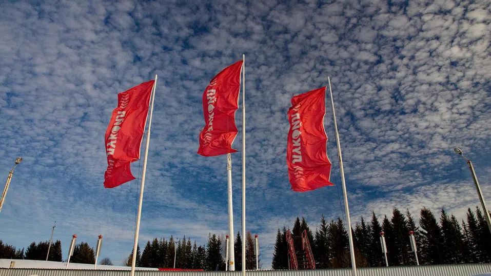 Икономическото министерство за "Лукойл": Предприети са всички действия за гарантиране доставките и наличностите на горива