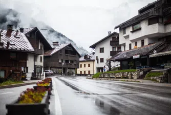 През 2026 г. това очарователно италианско ски градче ще бъде пренаселено. Отидете сега