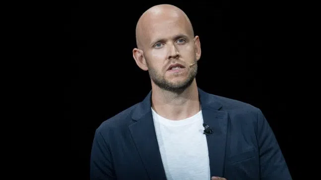 Spotify печели абонати, но отчита загуби на приходи за второто тримесечие