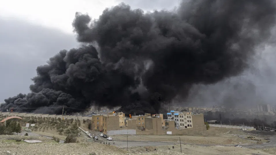 Ирански удари срещу държави от Залива продължават, Техеран съобщава за избор на нов лидер