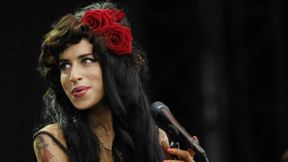 Папараците и пристрастяването са злодеите в предстоящия биографичен филм за Ейми Уайнхаус