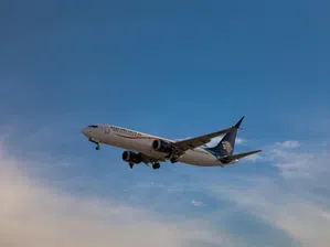 Скритата възраст на самолетите: Как авиокомпаниите удължават живота на ветераните във флота си?