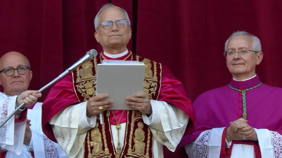 Конклавът избра Робърт Франсис Превост за нов папа (Обновена)