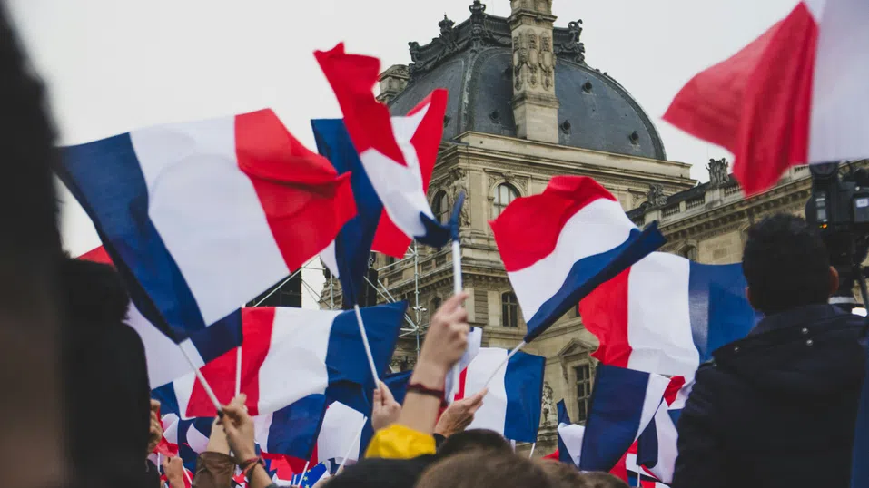 Политически хаос: Пет извода за бъдещето на Франция след изборите