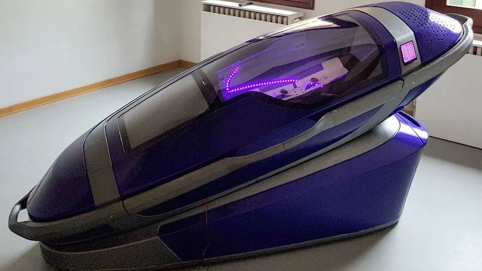 Ковчег „направи си сам“: Как работи иновативната капсула за самоубийство