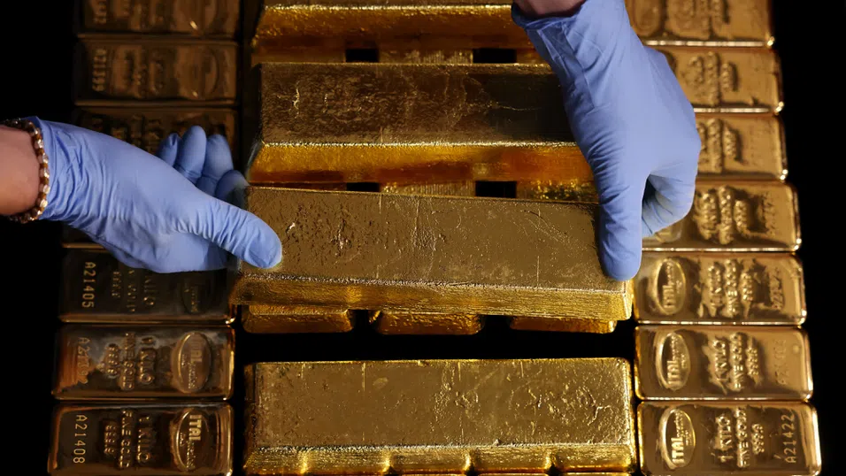 Фючърсите на златото в САЩ достигнаха рекордно високо ниво, след като митата на Тръмп засегнаха кюлчета от 1 кг