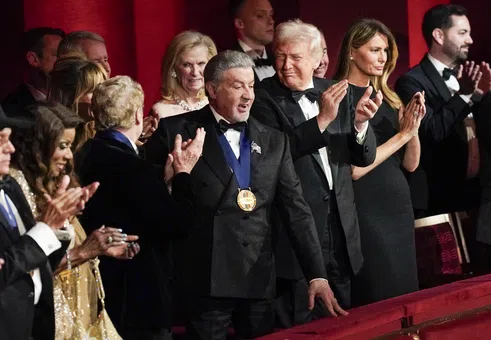 Тръмп открадна шоуто на Kennedy Center Honors