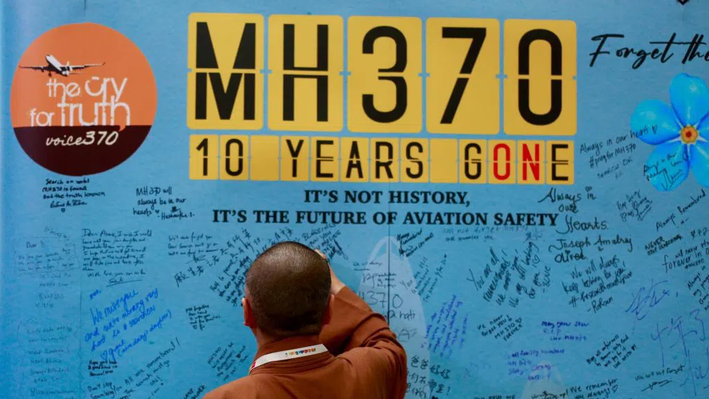 Полет MH370: Трети опит да бъде разгадана най-голямата загадка в гражданската авиация