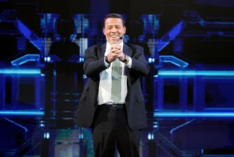 Oт чистач до милионер на 24 години: Три съвета за Gen Z от Тони Робинс