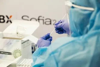 Пандемията и усилията за ограничаването ѝ предизвикаха рекорден държавен дълг, засегнаха пазарите на труда и промениха поведението на потребителите