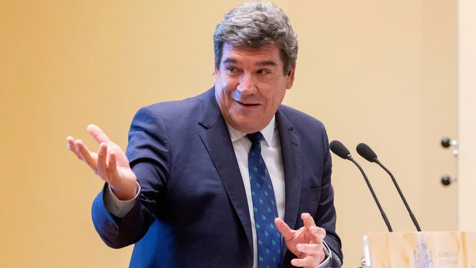 Висш представител на ЕЦБ предупреждава, че се реализират „най-лошите сценарии“