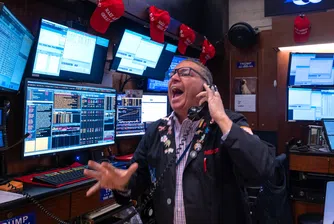 Петролните пазари също се сринаха заради очакванията за рязко забавяне на световната търговия