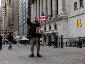 Как „TACO“ търговията се превърна от безобидна шега на Уолстрийт в сериозен източник на печалби