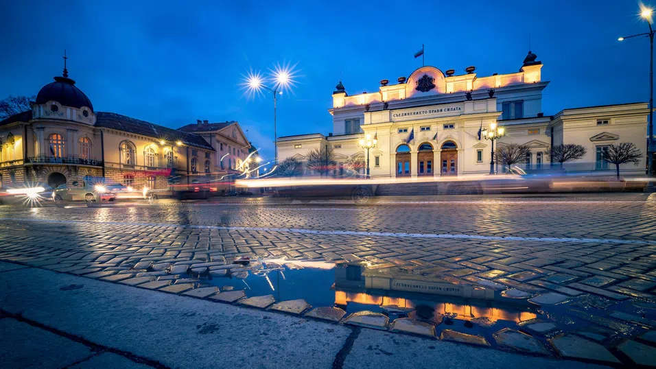 ДПС се очертава втора политическа сила, „Величие“ прескача изборната бариера