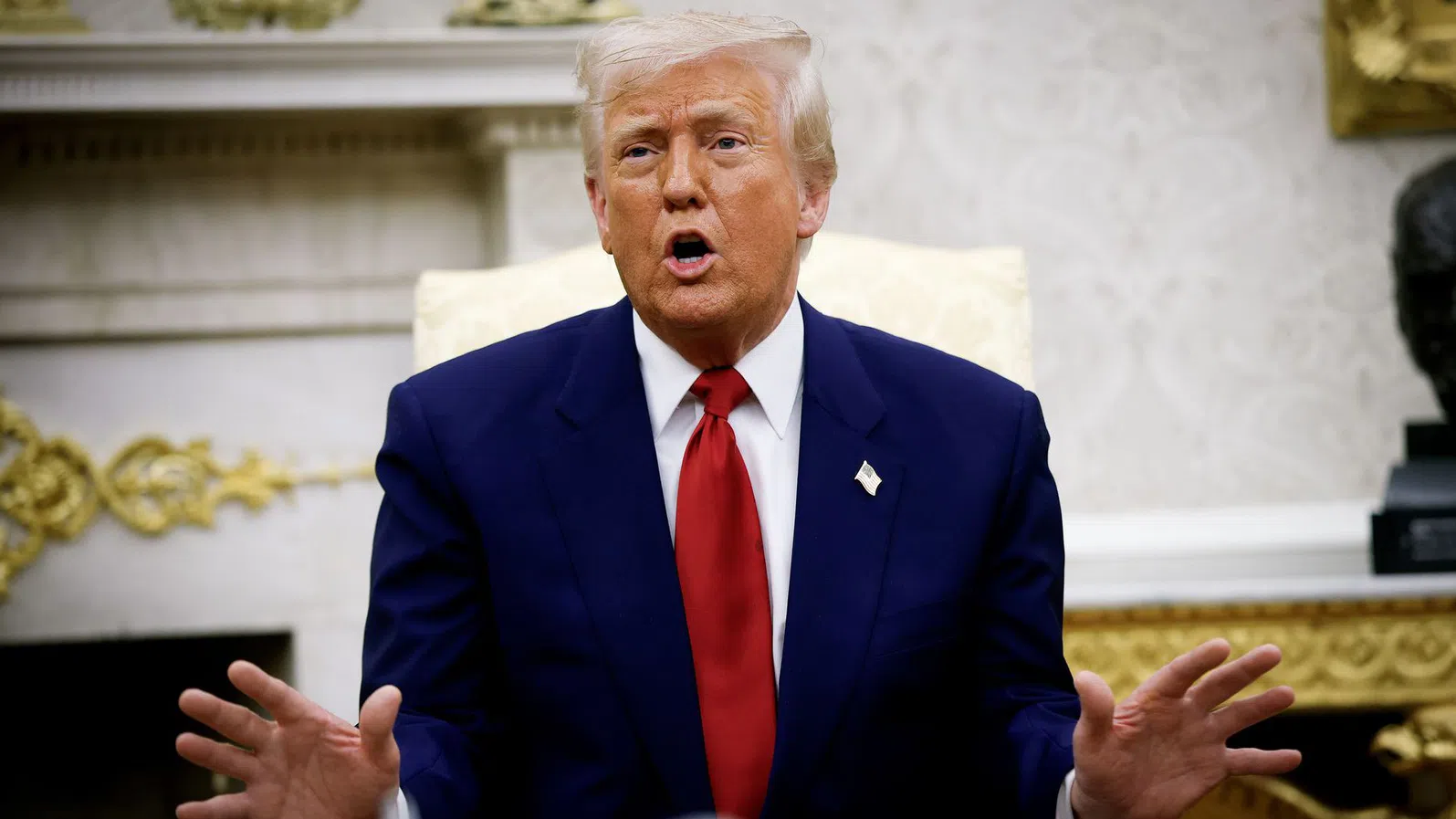 Тръмп блокира сделка за чипове заради опасения за сигурността на САЩ, свързани с Китай