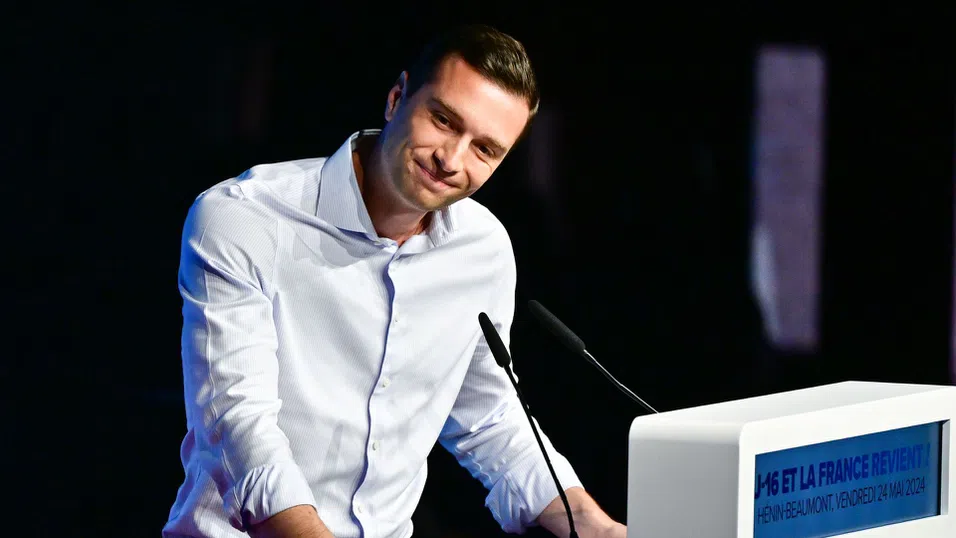 Френската полиция нахлу в партийната централа на Национален сбор