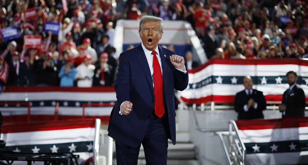 Какво означава „големият, красив закон“ на Тръмп за корпоративна Америка