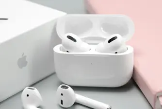 Акциите на производителя на AirPods поевтиняха с над 5% при дебюта си в Хонконг