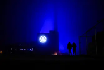 Бъдещето на Volkswagen: Могат ли служителите да осуетят плана за закриване на заводи и съкращения?