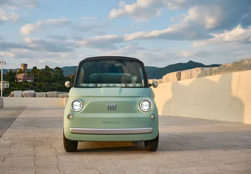 Stellantis ще предлага изцяло електрически мини Fiat Topolino в САЩ