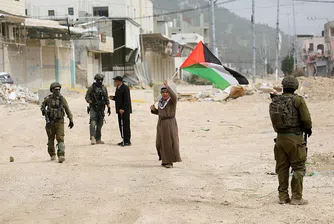 Израел разширява контрола си върху Западния бряг